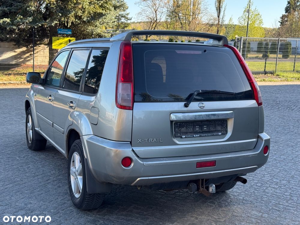 Nissan X-Trail 2.5 4x4 Elegance - 6