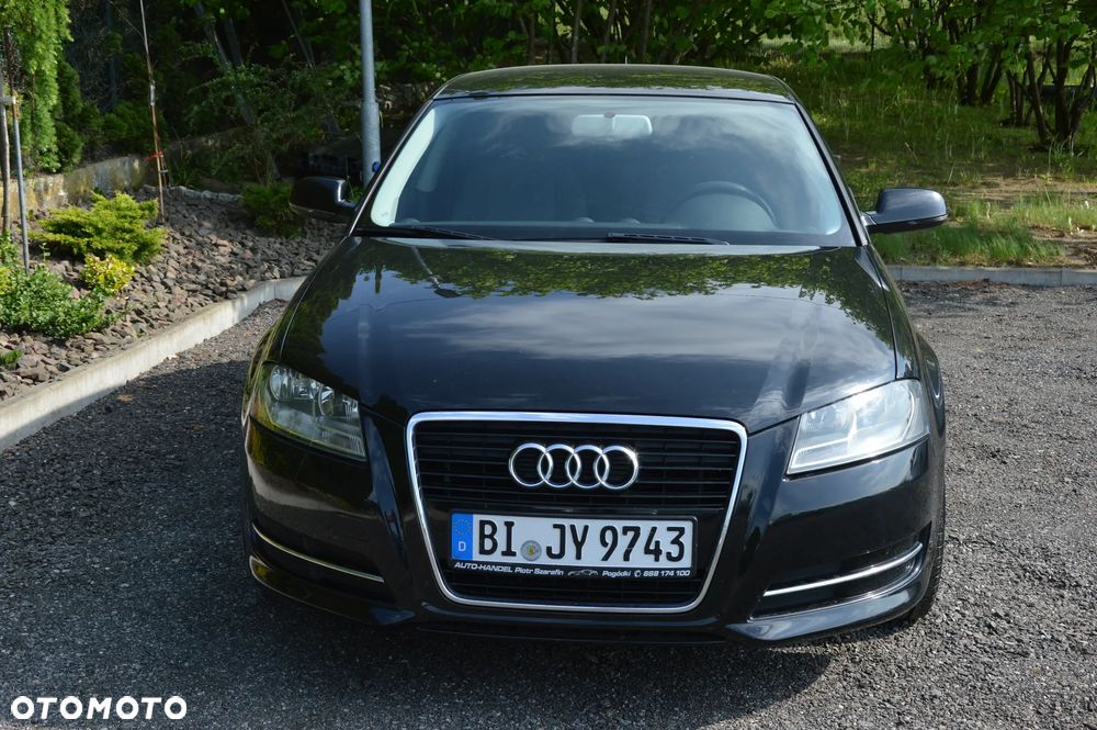 Audi A3 Sportback - 2