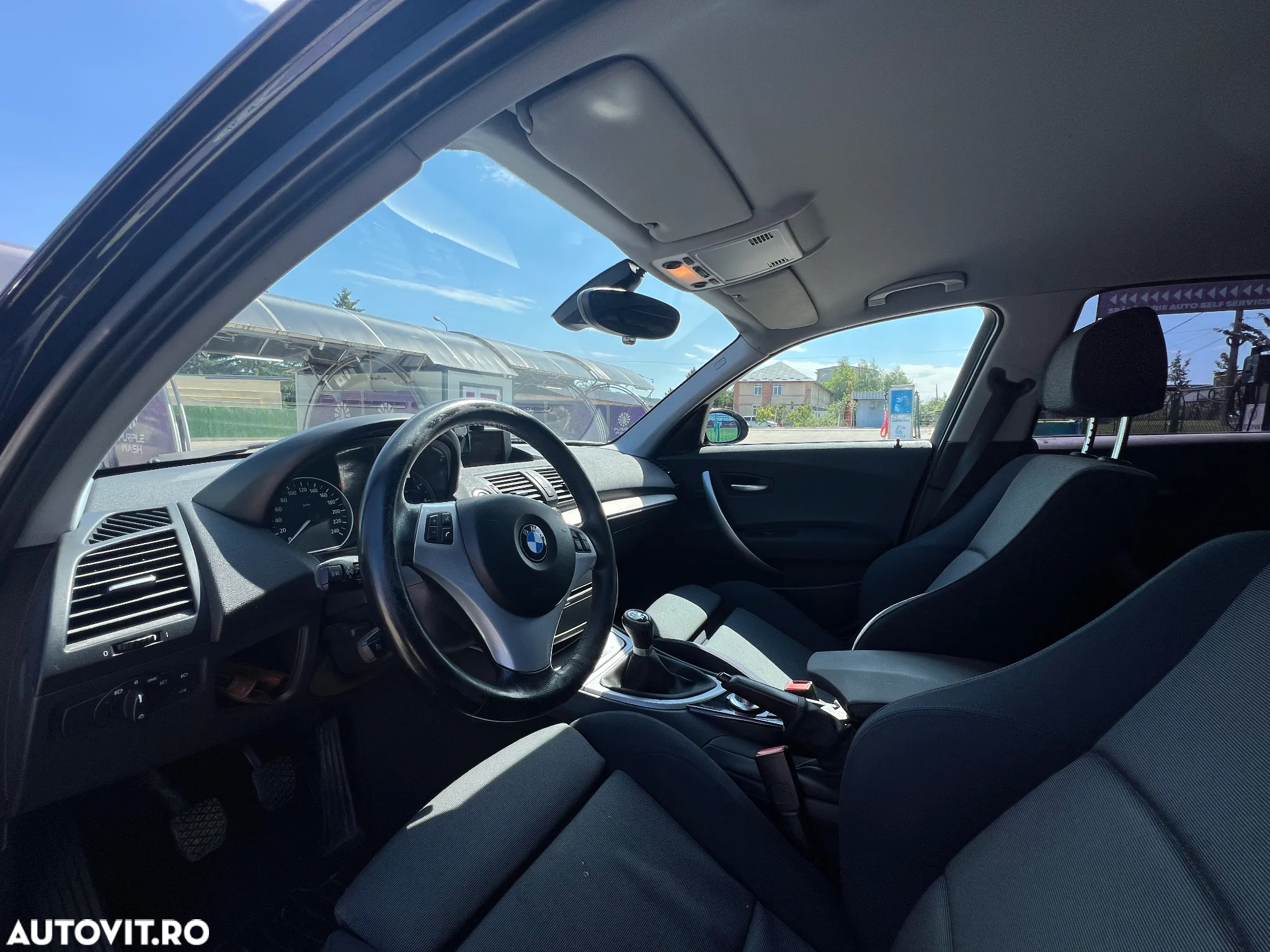 BMW Seria 1 120i - 7