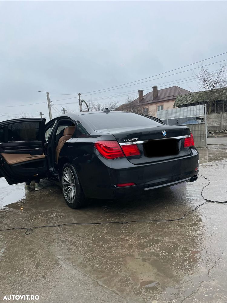 BMW Seria 7 730d - 10