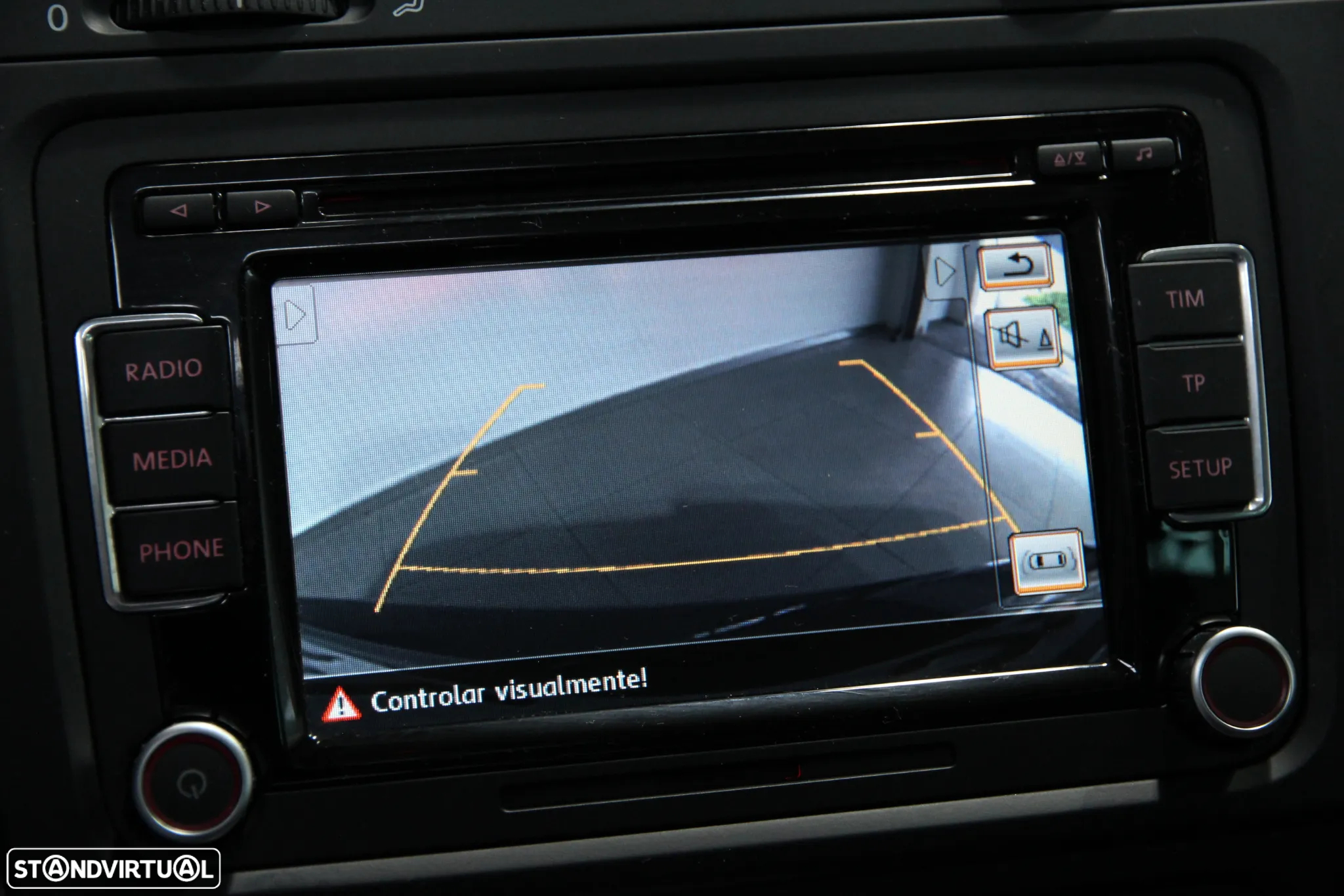 VW Golf Variant 1.6 TDi Highline DSG - 20