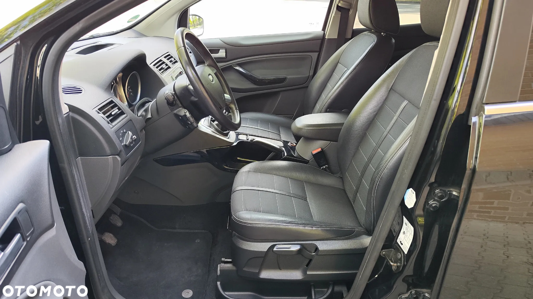Ford Kuga 2.0 TDCi 4WD Titanium - 20