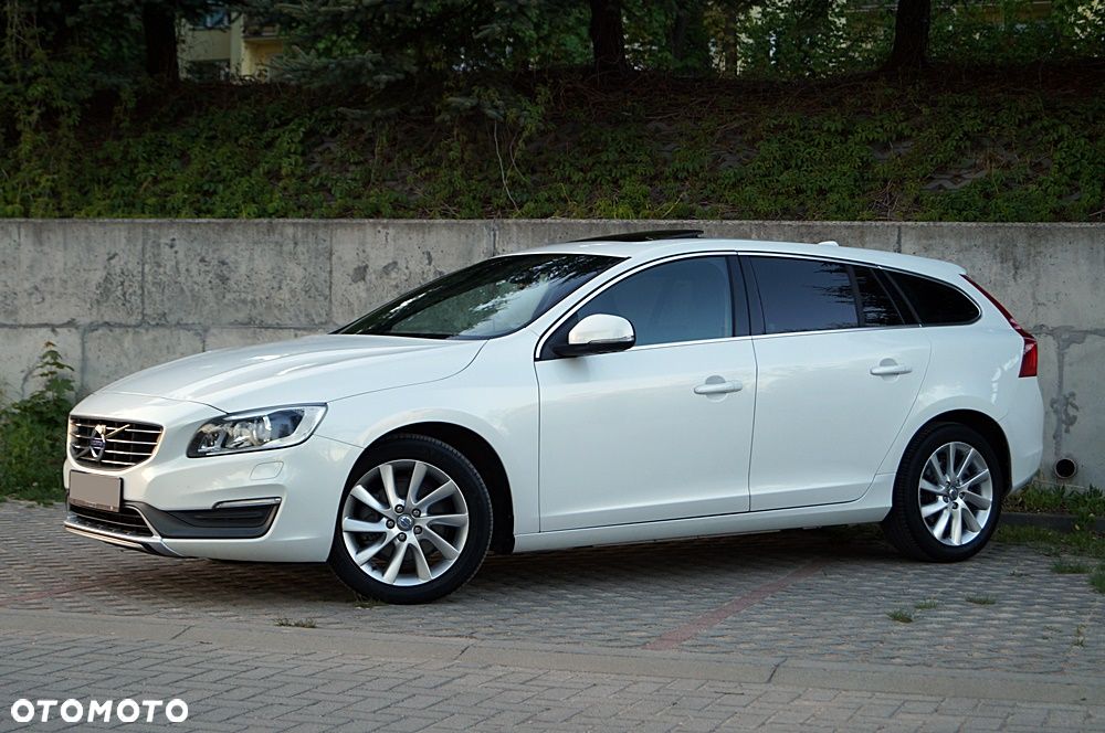 Volvo V60 D4 Edition Pro - 2