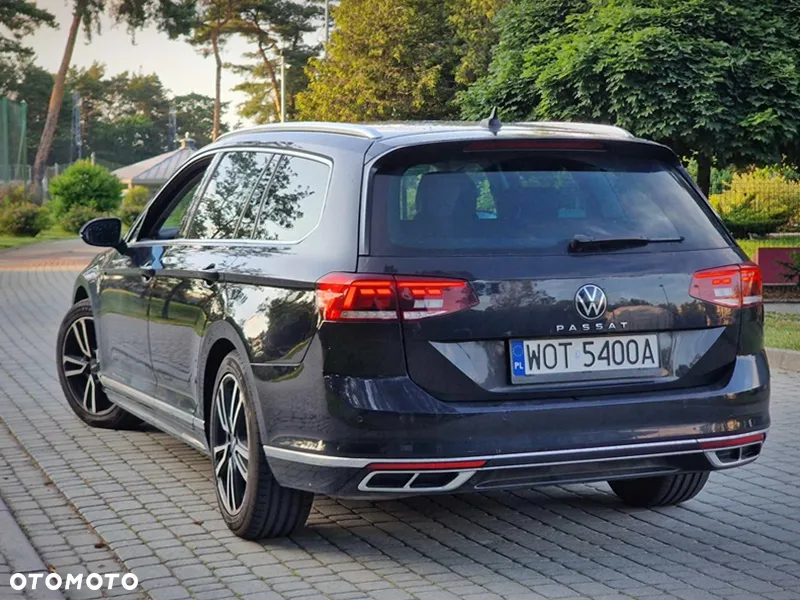 Volkswagen Passat 2.0 TDI 4Mot Elegance DSG - 11