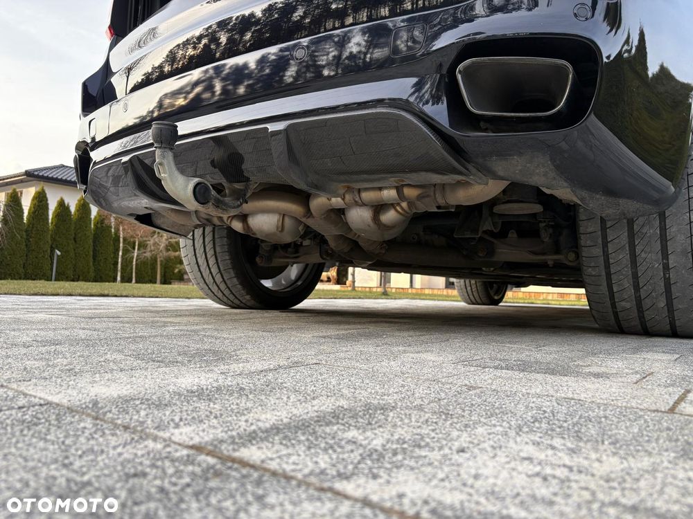 BMW X5 M M50d - 15