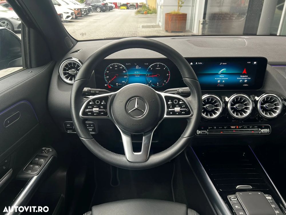 Mercedes-Benz GLA 200 d 8G-DCT - 13