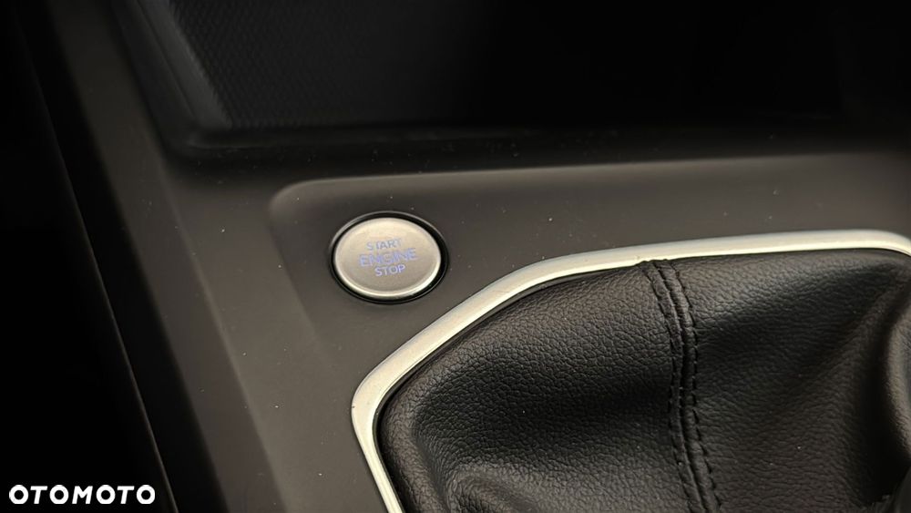 Volkswagen Golf 2.0 TDI Life - 20