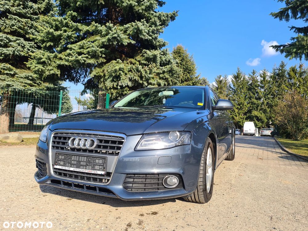 Audi A4 Avant - 1
