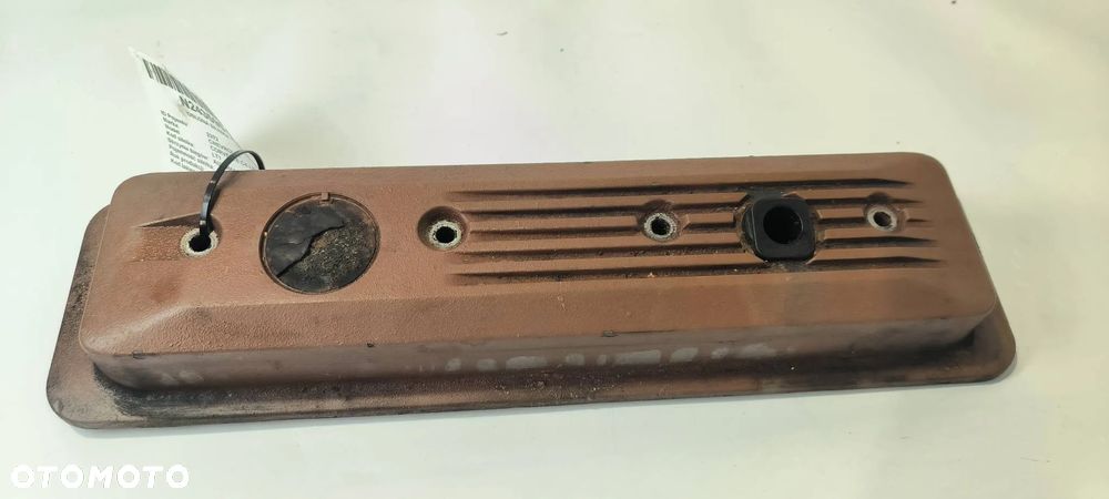 Osłona dekielek głowicy silnika Chevrolet Corvette C4 LIFT 1992 Coupe Benzyna 5699cm³ - 1