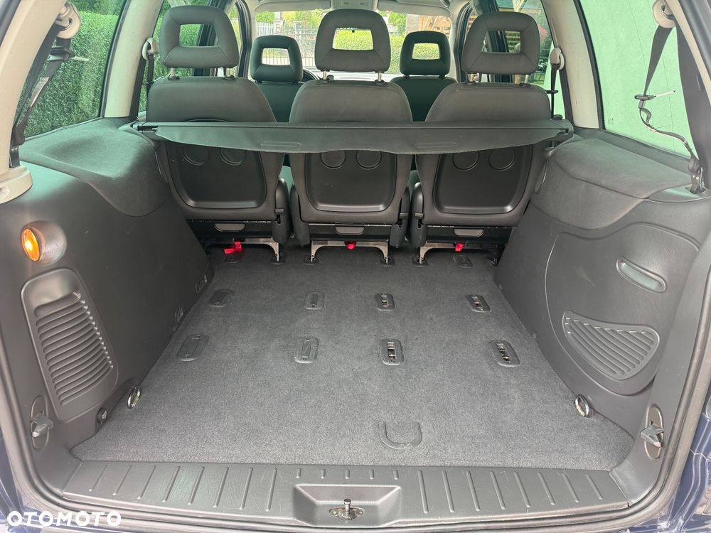 Volkswagen Sharan 2.0 Comfortline - 14