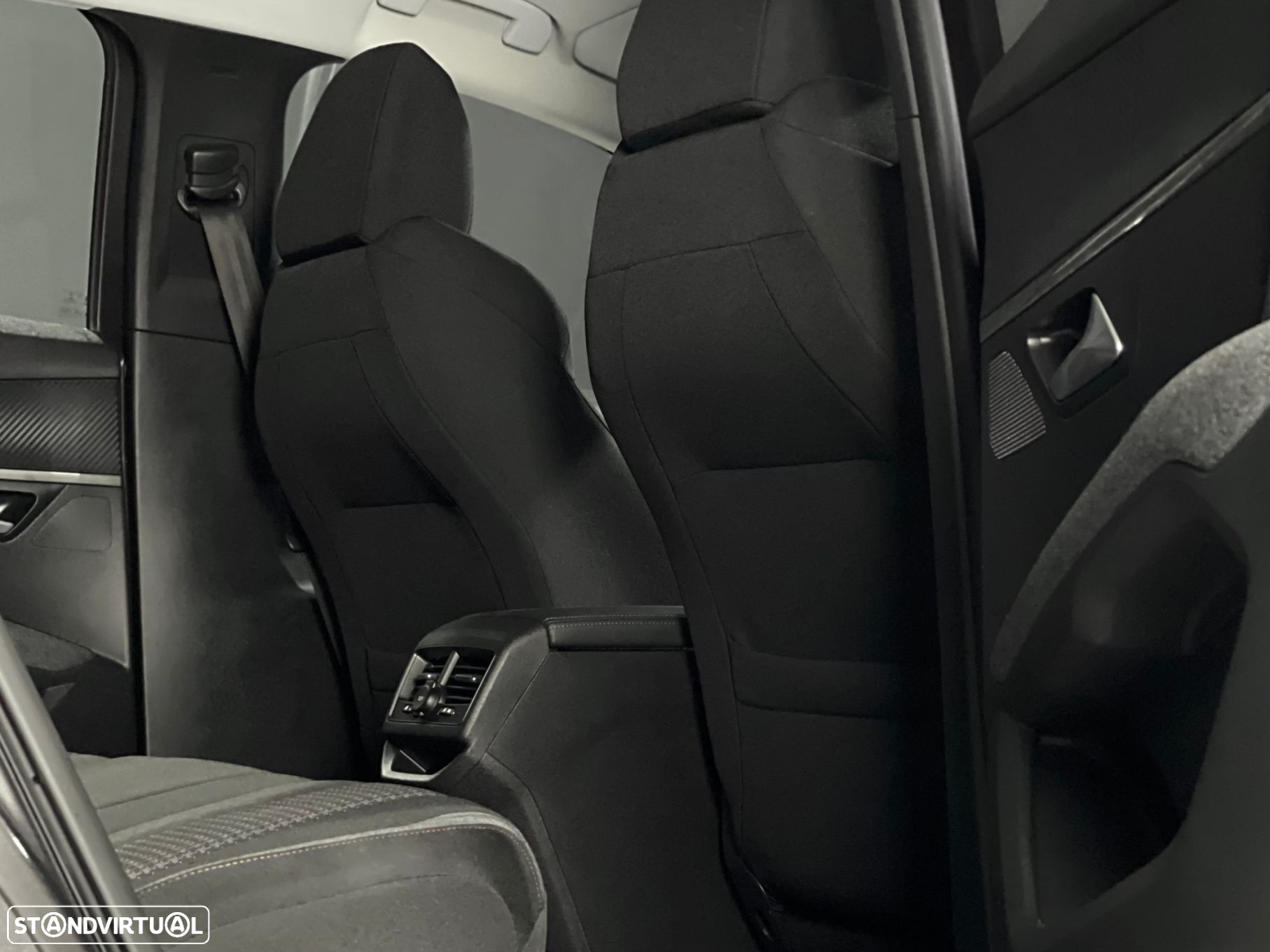 Peugeot 3008 1.5 BlueHDi Active - 9