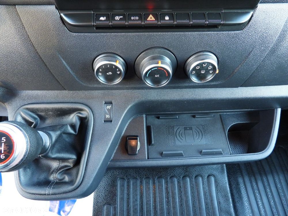 Renault MASTER FURGON CHŁODNIA  -10*C ZASILANIE 230V TEMPOMAT NAWIGACJA LEDY KLIMATYZACJA  150KM - 37