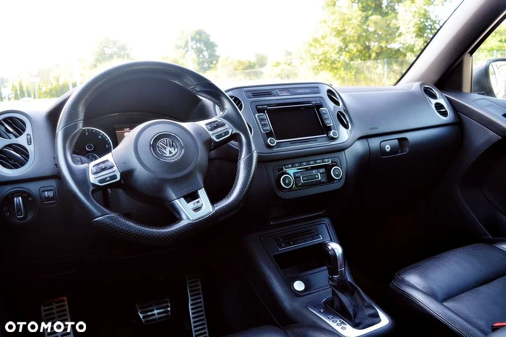 Volkswagen Tiguan 2.0 TDI DPF 4Motion BlueMotion Technology DSG Sport & Style - 13