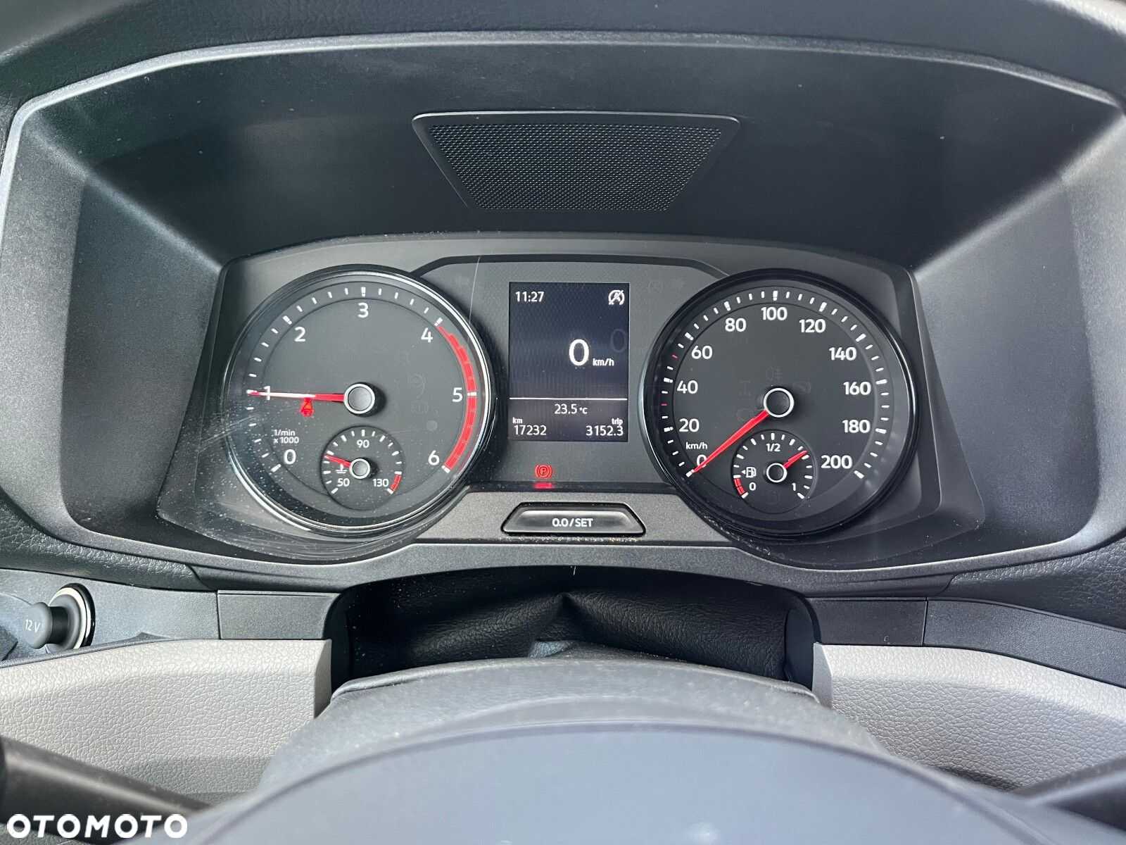 Volkswagen Crafter Furgon 4490 177KM L3H2 - 19