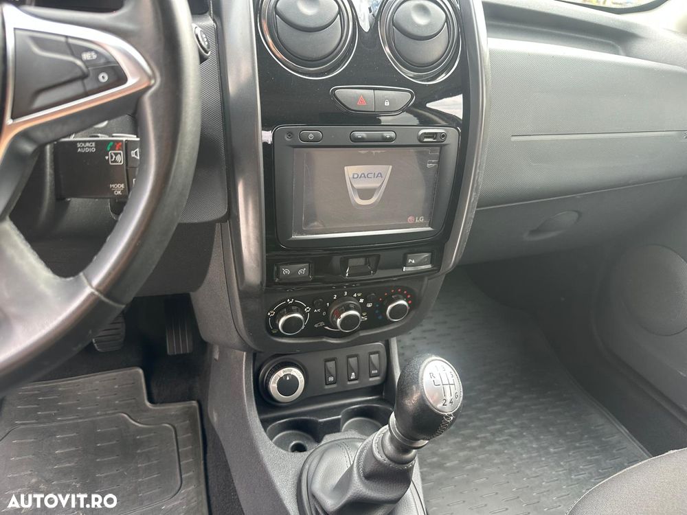 Dacia Duster 1.5 Blue dCi 4WD Prestige - 11