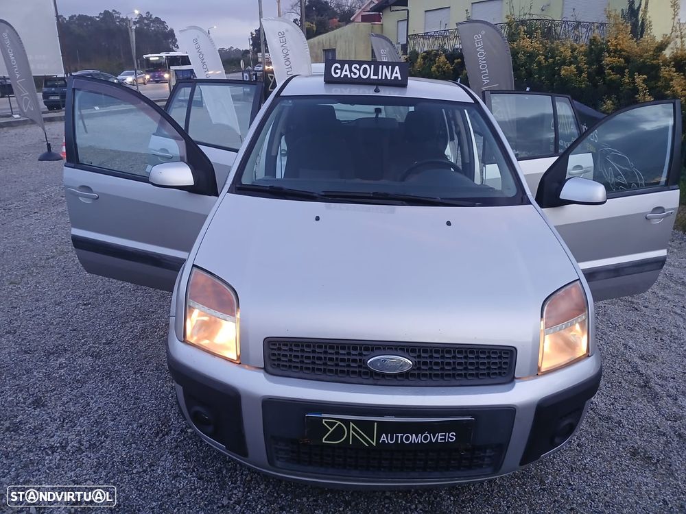 Ford Fusion 1.25 + - 9
