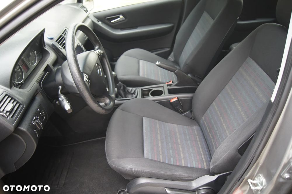 Mercedes-Benz Klasa A 170 Avantgarde Edition 10 - 9