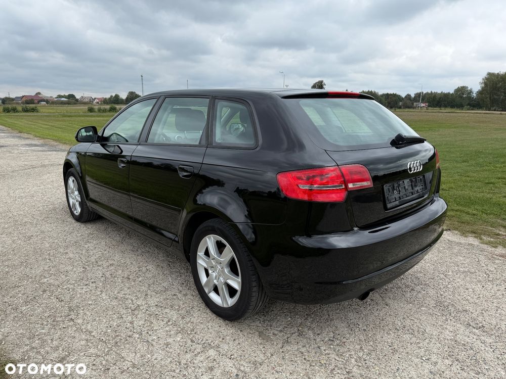 Audi A3 Sportback 1.6 Attraction - 5