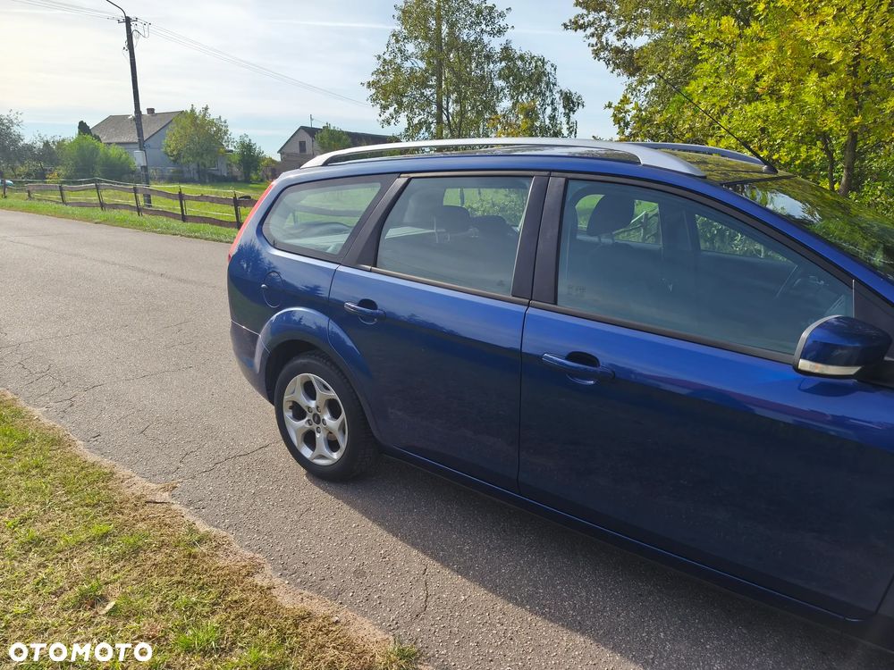 Ford Focus 1.6 TDCi Ambiente - 11