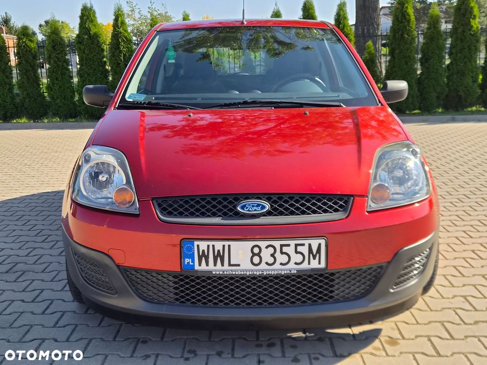 Ford Fiesta 1.3 Ghia - 28