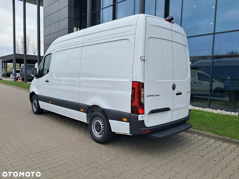 Mercedes-Benz Sprinter 315 CDI Furgon PRO standard  3665 mm L2H2 - 7