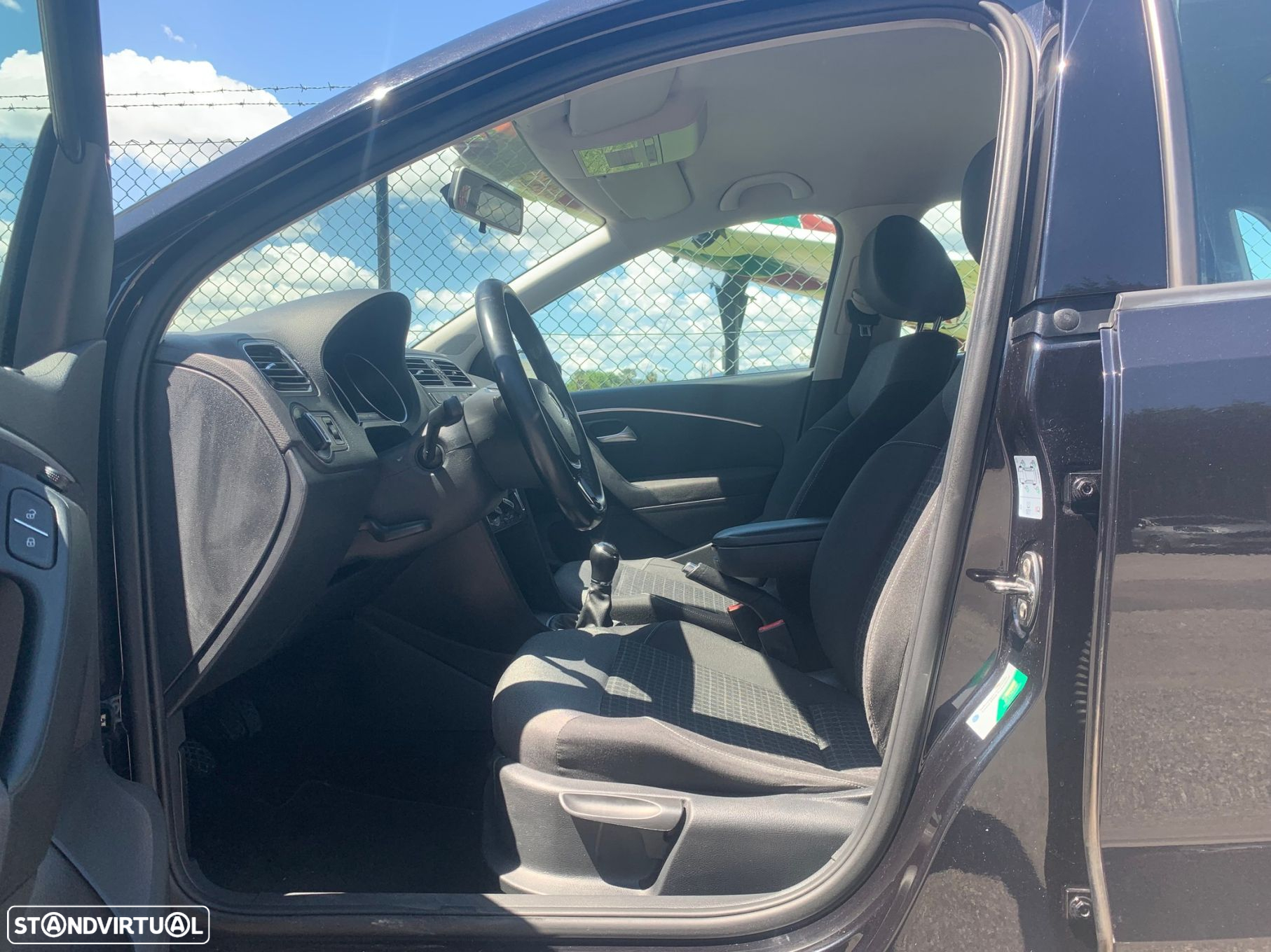 VW Polo 1.0 Confortline - 16