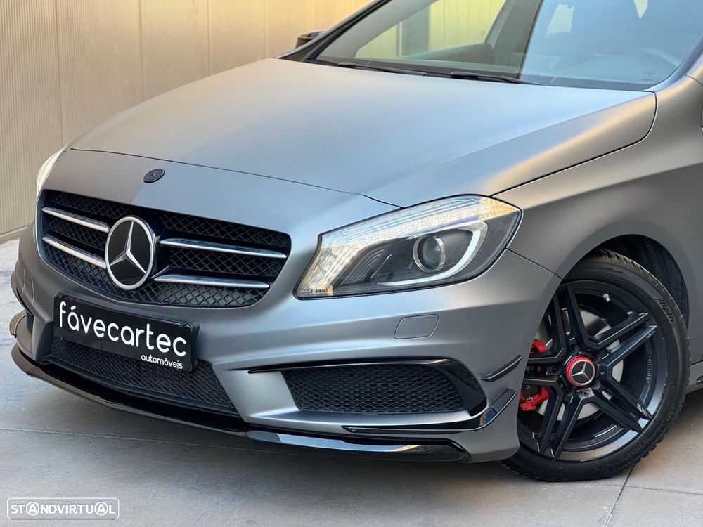Mercedes-Benz A 180 2014 photo 3