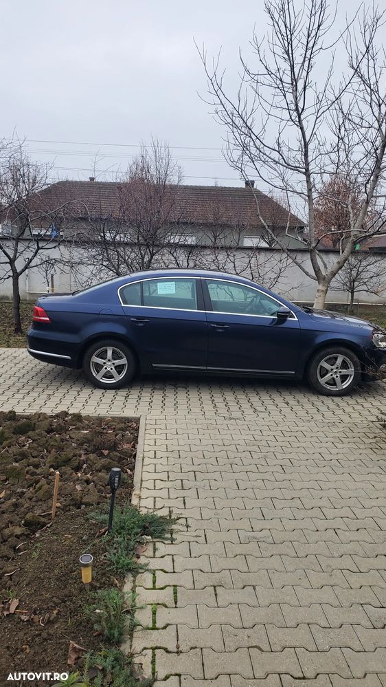 Volkswagen Passat - 8