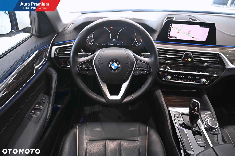 BMW Seria 5 520d - 12
