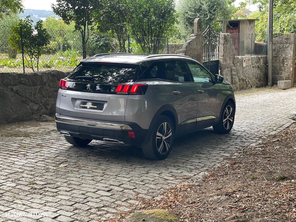 Peugeot 3008 1.2 PureTech Allure EAT8 - 34