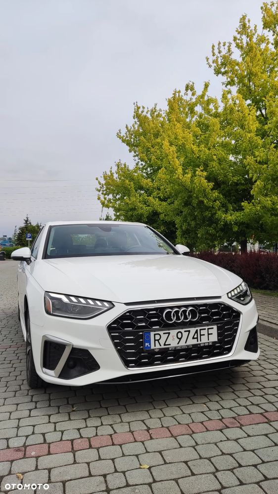 Audi A4 Limousine - 4