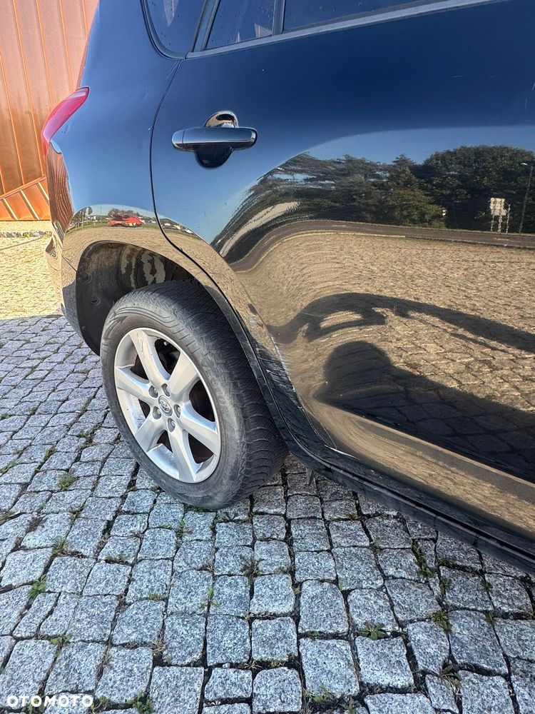 Toyota RAV4 2.2 D-4D Premium - 10