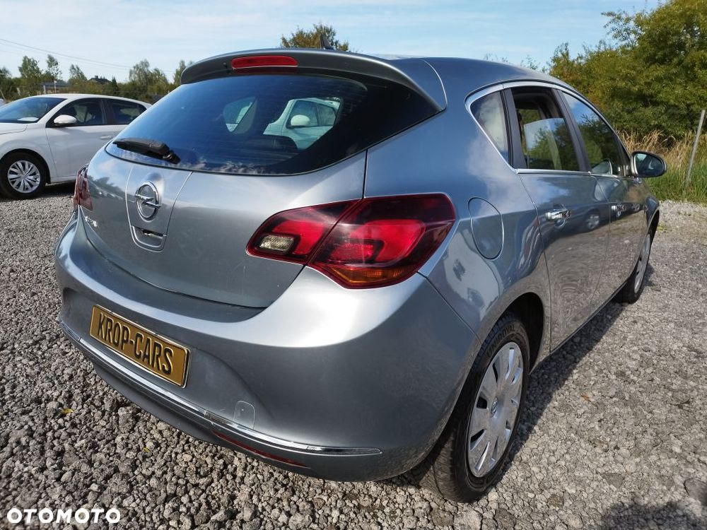 Opel Astra - 3