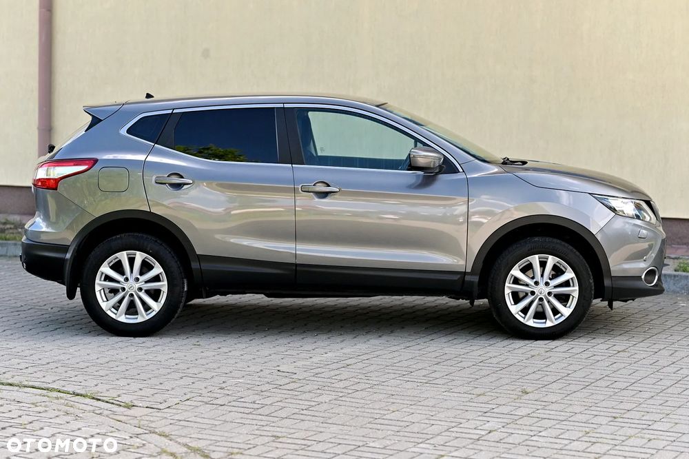 Nissan Qashqai 1.6 DIG-T N-Connecta - 17