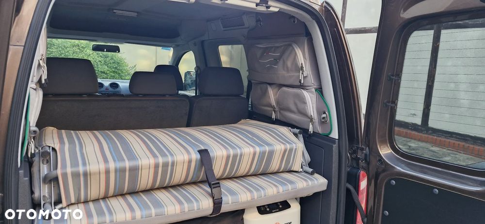 Volkswagen Caddy Comfortline DSG - 31