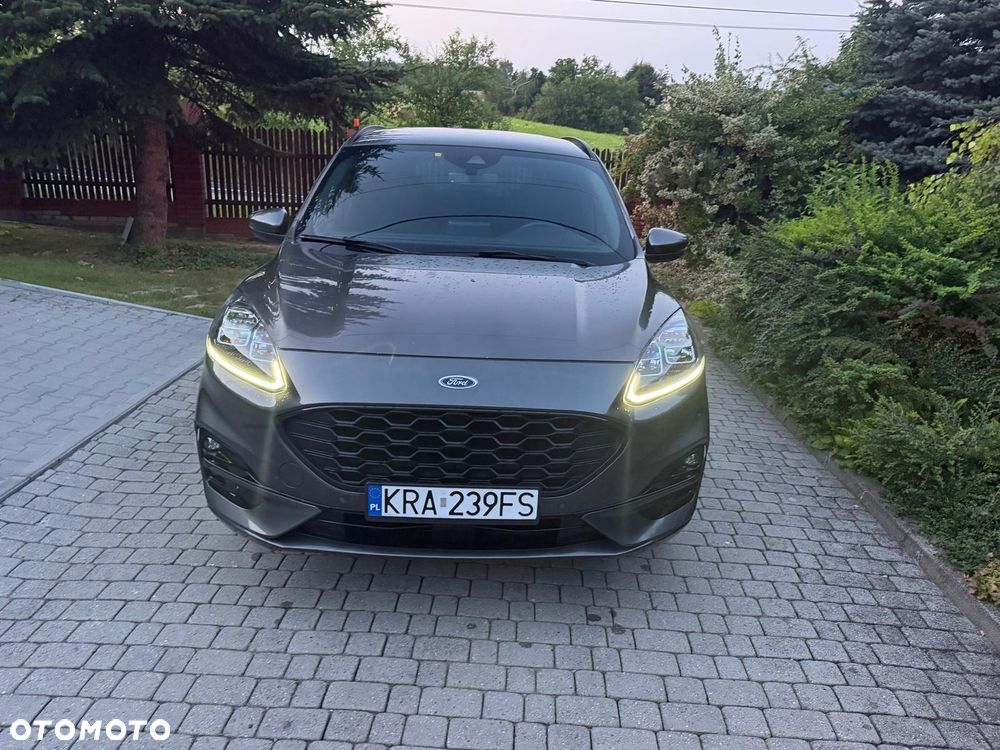 Ford Kuga - 2