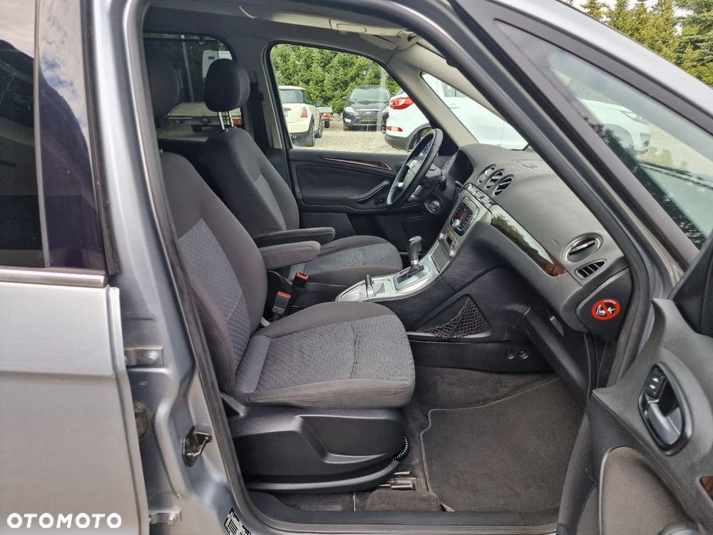 Ford Galaxy 2.0 TDCi DPF Ghia - 24