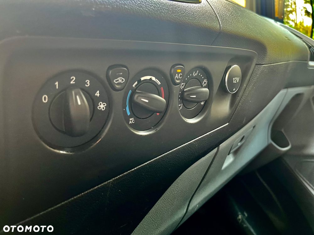 Ford Transit Custom - 23
