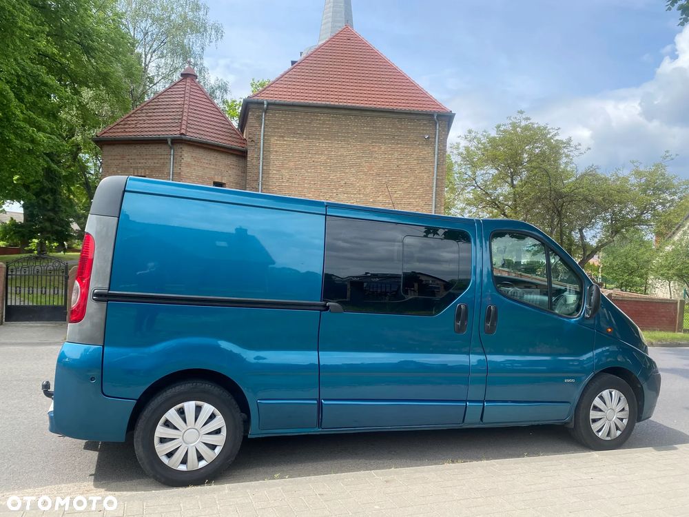 Opel Vivaro - 9
