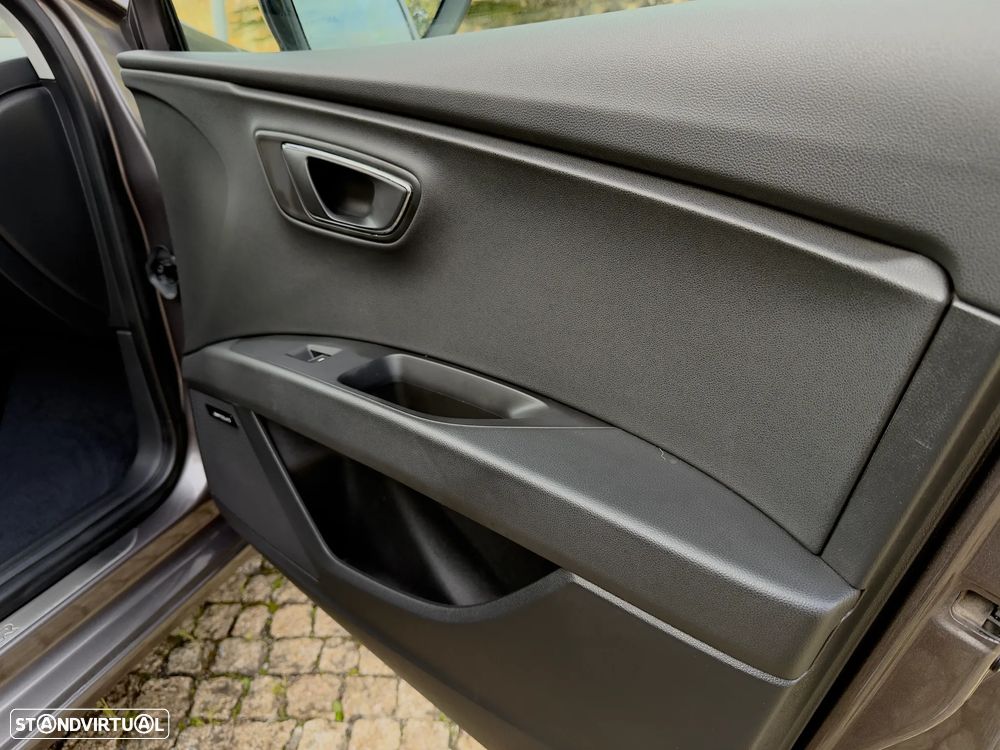 SEAT Leon ST 2.0 TDI FR S/S - 37