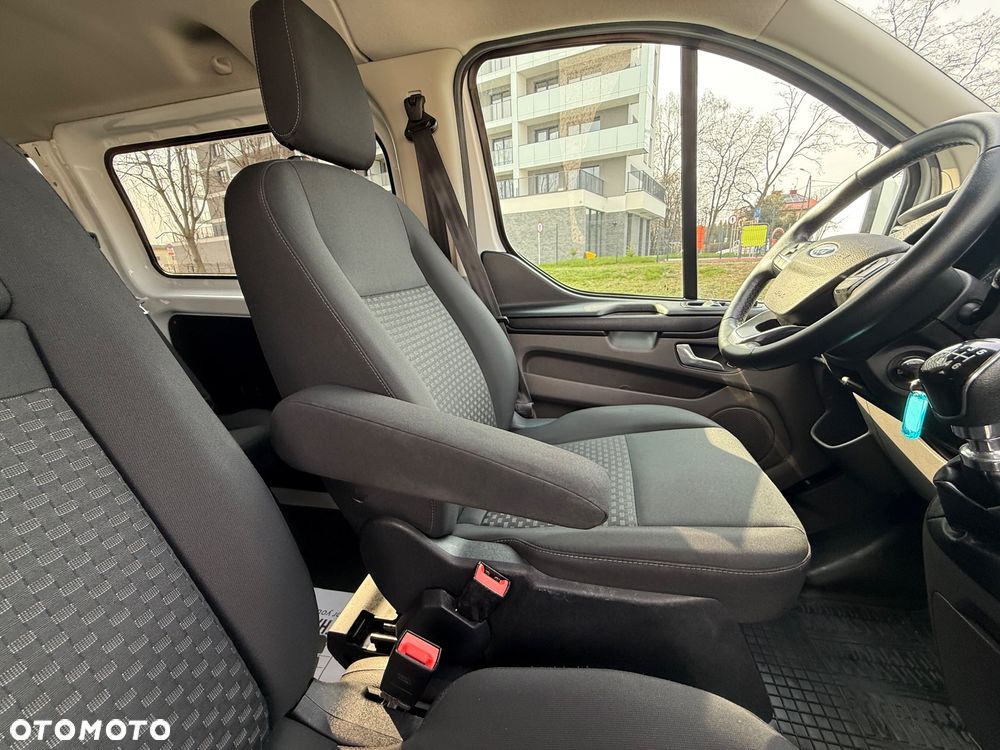 Ford Transit Custom - 28