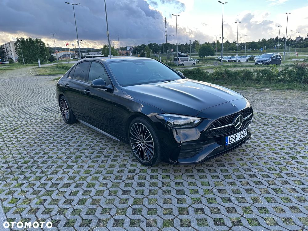Mercedes-Benz Klasa C 180 9G-TRONIC AMG Line Advanced - 25