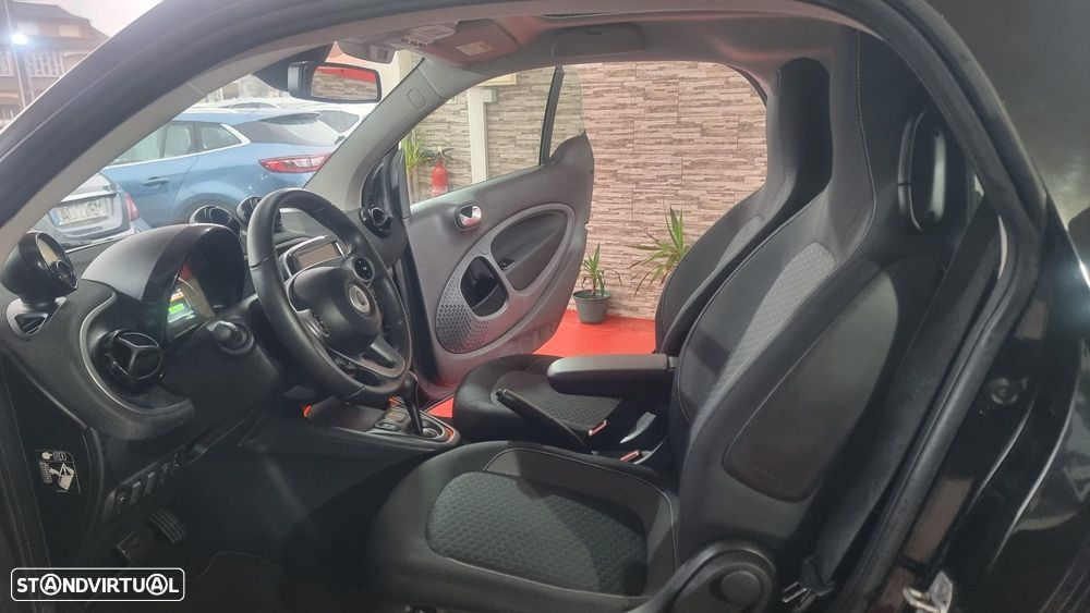 Smart ForTwo Coupé EQ passion - 8