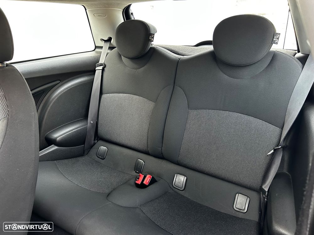 MINI 3 Portas Cooper - 11