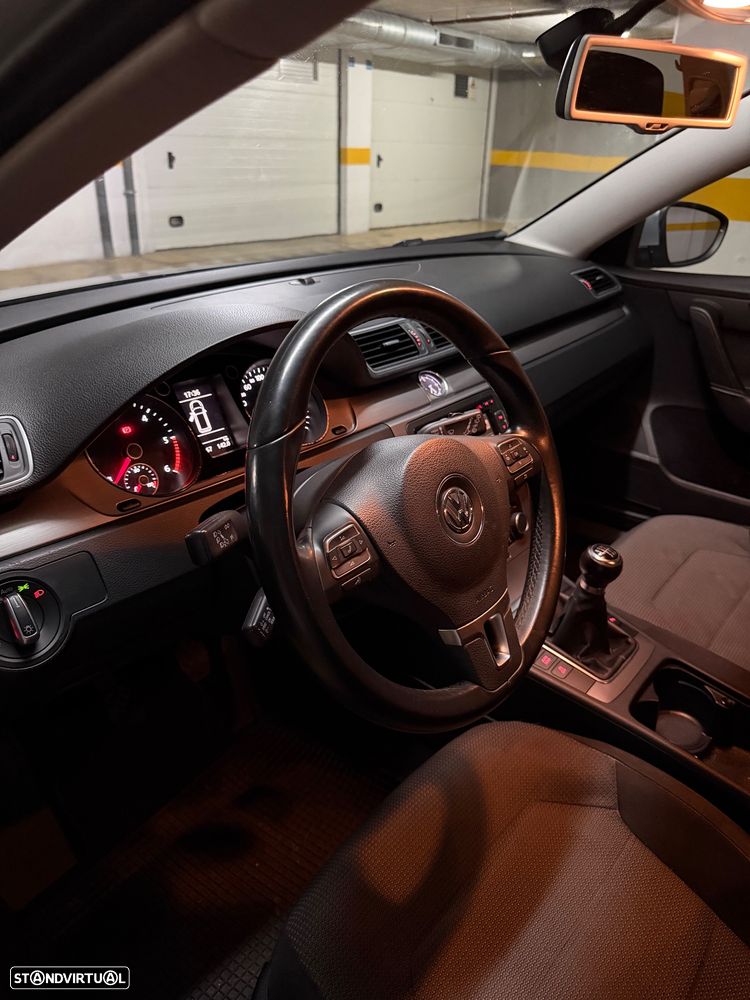 VW Passat Variant 2.0 TDI Highline - 7