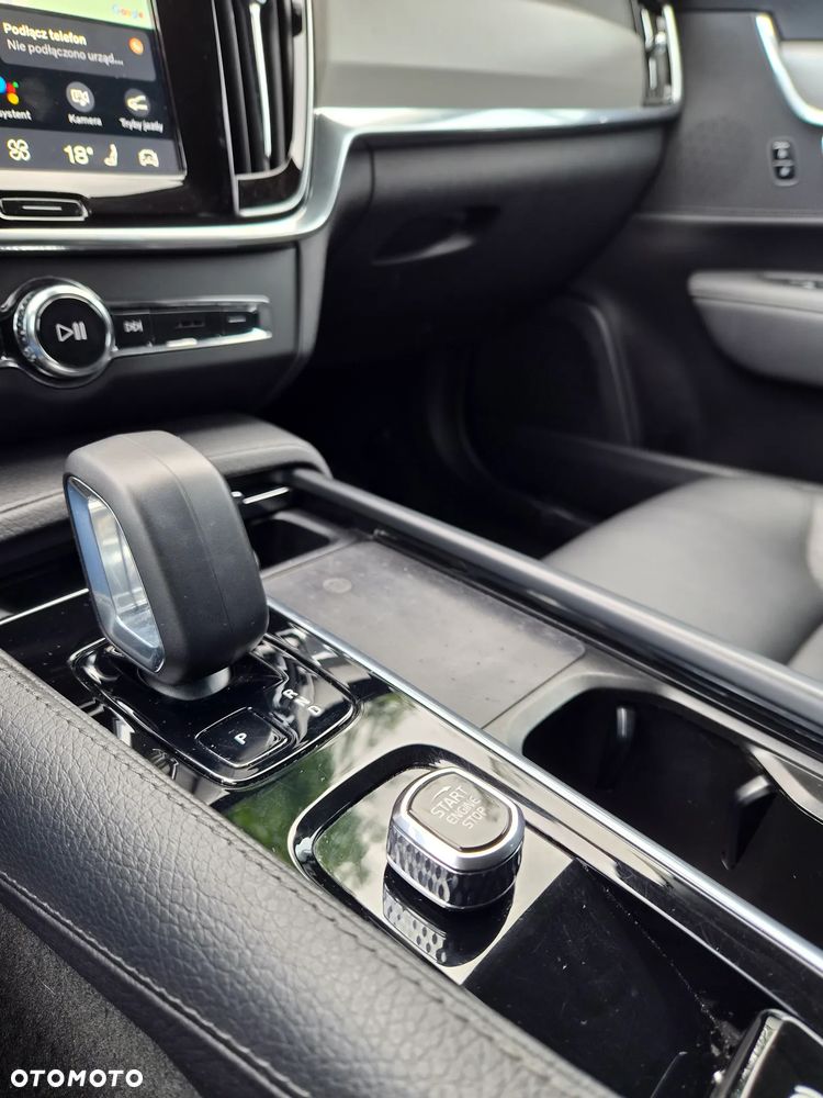 Volvo V90 B4 D AWD Momentum Pro - 13