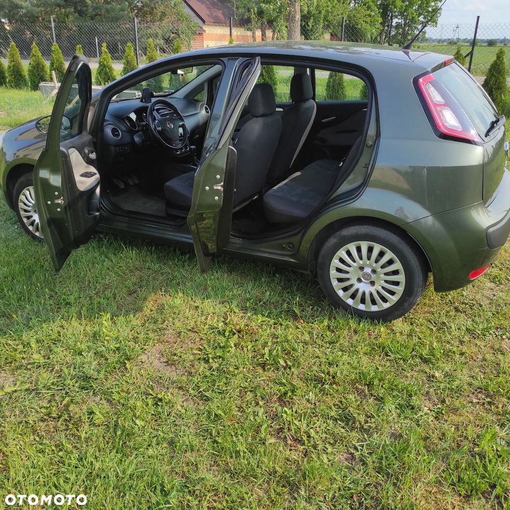 Fiat Punto Evo 1.4 8V Estiva Blue&Me - 5