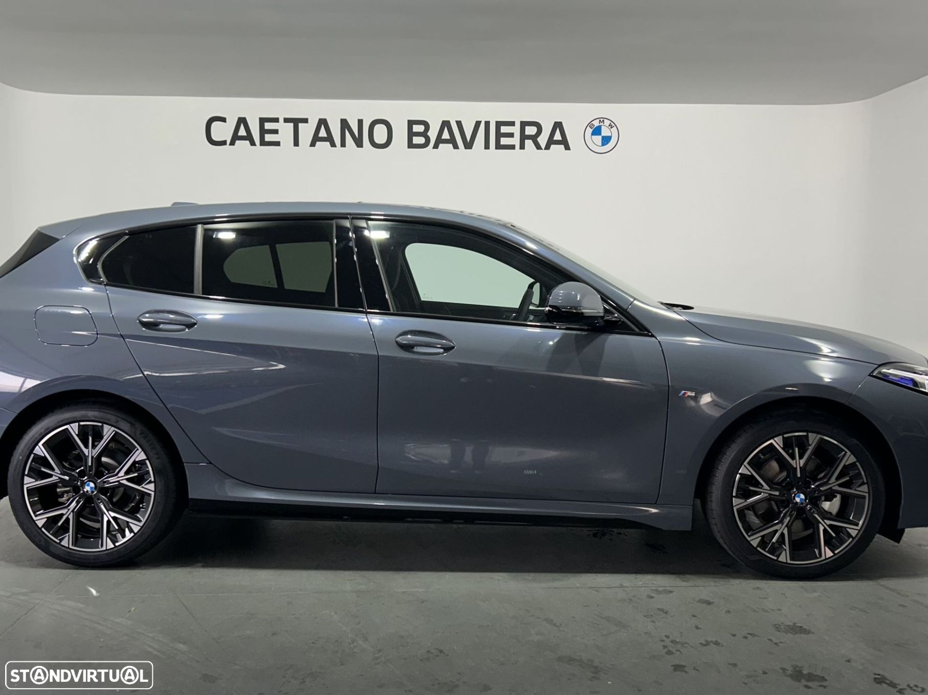 BMW 118 d Pack Desportivo M - 13