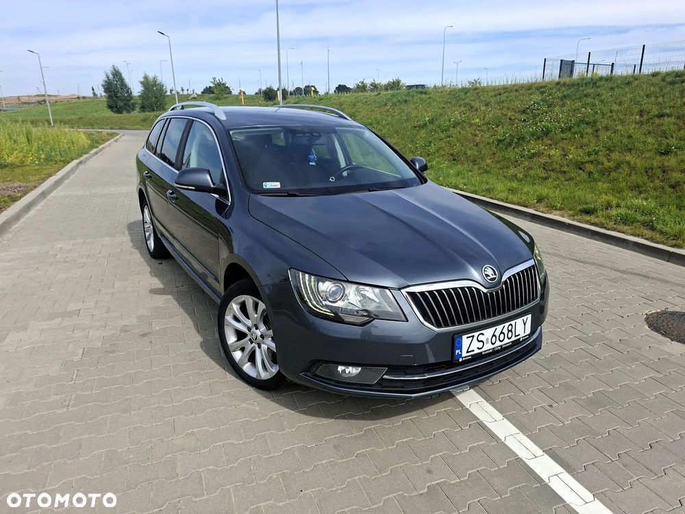 Skoda Superb 2.0 TDI 4x4 Elegance Outdoor DSG - 1