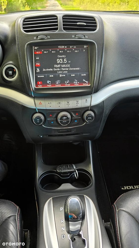 Dodge Journey 2.7 V6 R/T - 22